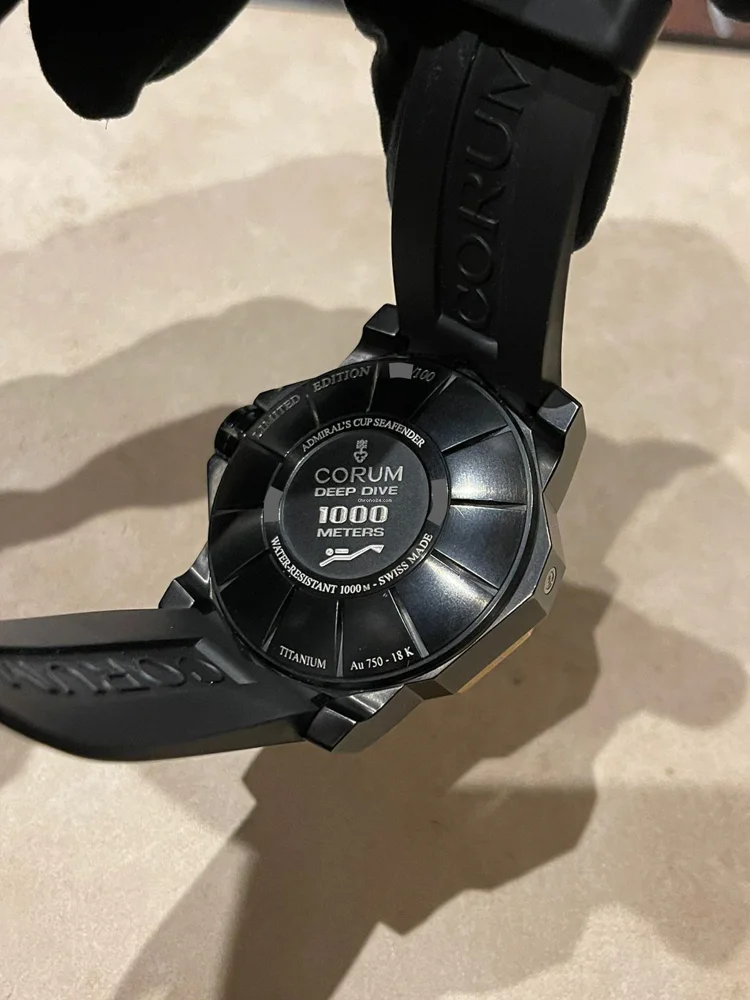 Corum Admiral's Cup Seafender Deep Hull Dive Cup Seafender